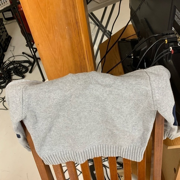 Tommy Hilfiger pullover sweater sm tear decorative elbow patch see pic 9 size2T - Picture 5 of 9